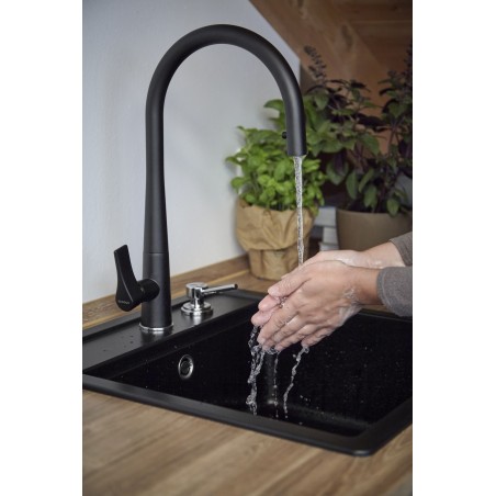 Kuchyňská baterie Schock Gota.120 Černá